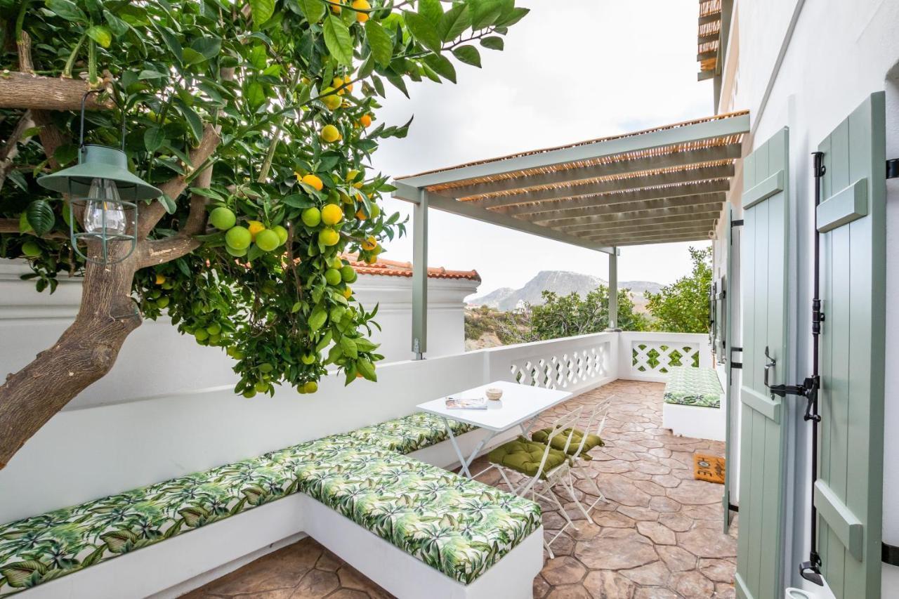 Valandou Guesthouses Kárpathosz Kültér fotó