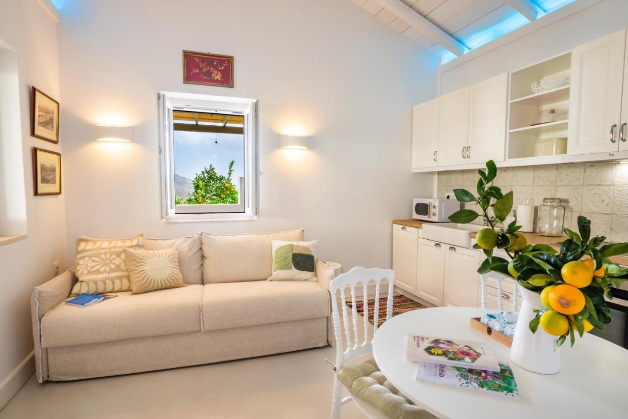 Valandou Guesthouses Kárpathosz Kültér fotó